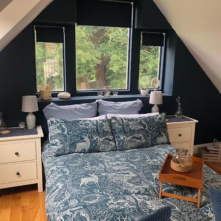 Tollgate Lodge - Private Studio Apartment Bury St. Edmunds Buitenkant foto